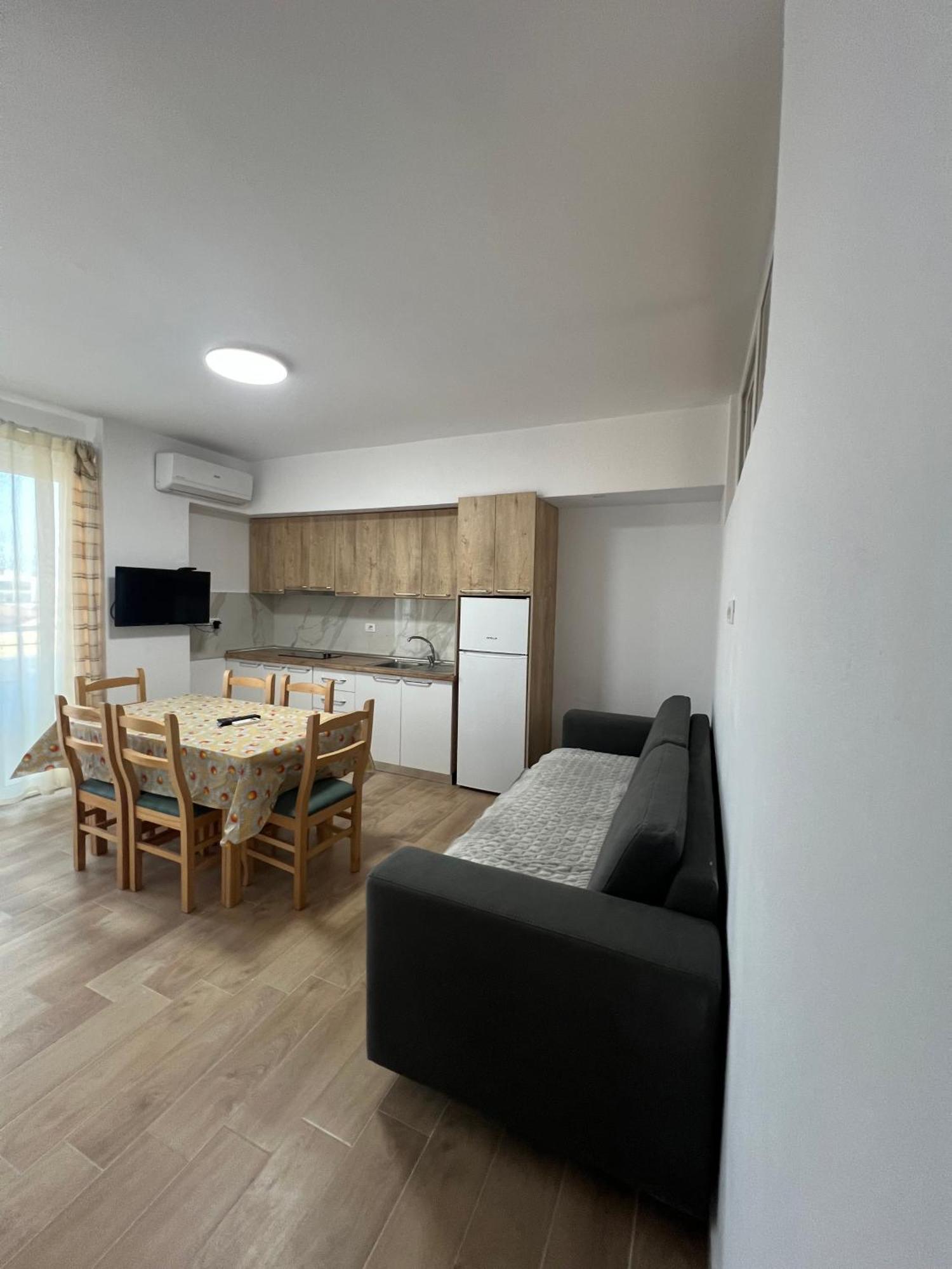 Best Summer Apartment Golem  Kültér fotó
